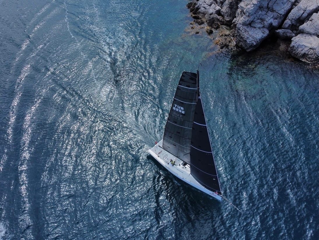 M.A.T 1180 - Yarış Teknesi